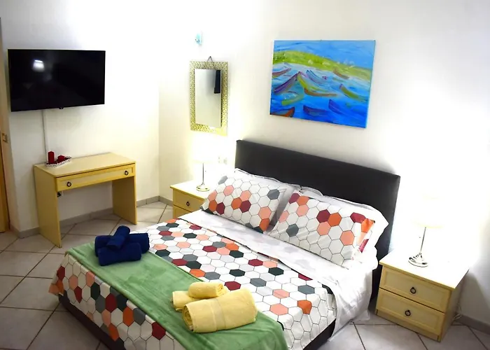Double Room Private Bathroom